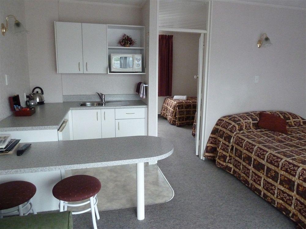 Monarch Motel Инверкаргил Екстериор снимка