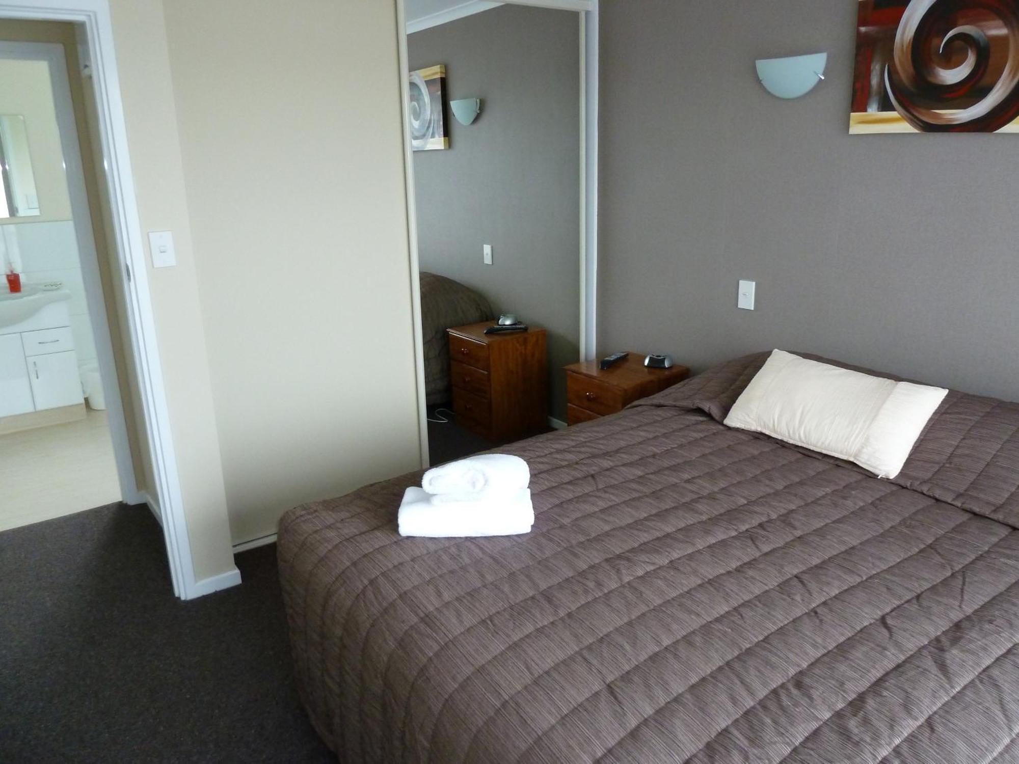 Monarch Motel Инверкаргил Екстериор снимка