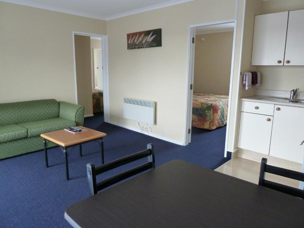 Monarch Motel Инверкаргил Екстериор снимка