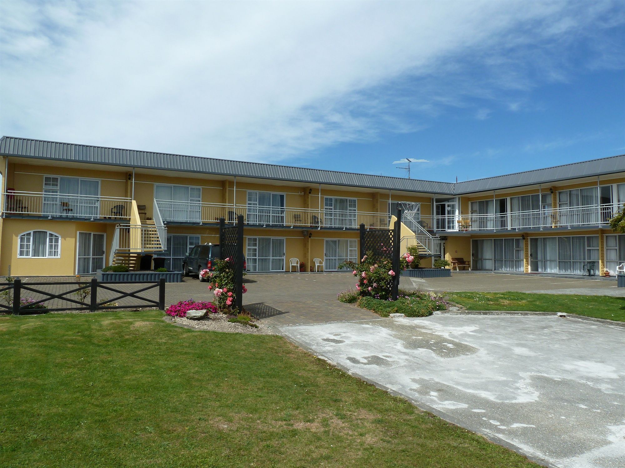 Monarch Motel Инверкаргил Екстериор снимка